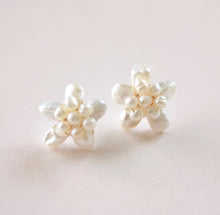 Load image into Gallery viewer, Pearl Floral Studs
