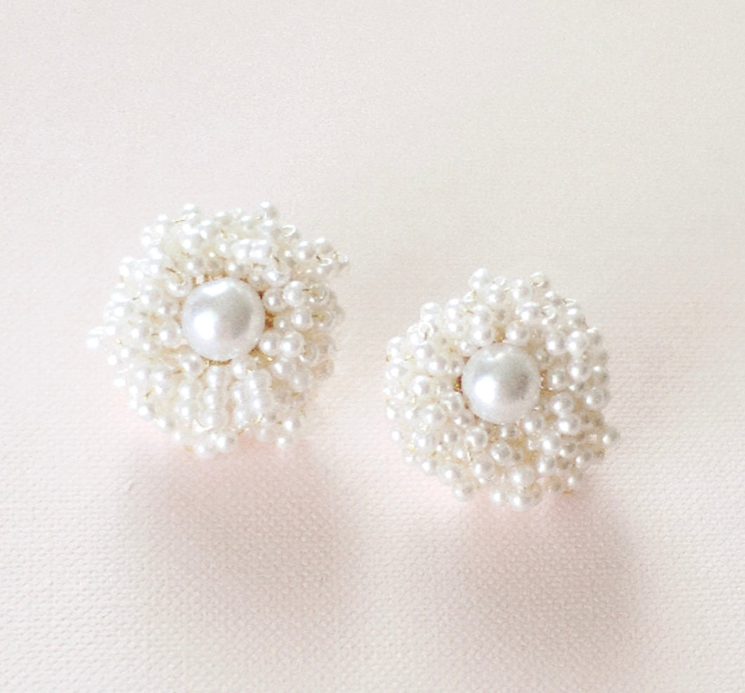 Pearl Cluster Studs