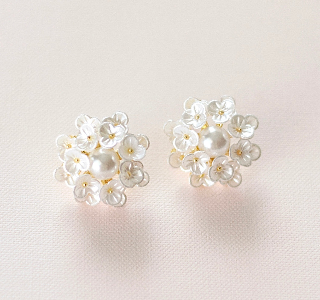 Pearl Flower Bouquet Studs