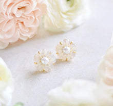 Load image into Gallery viewer, Mother of Pearl Flower Studs

