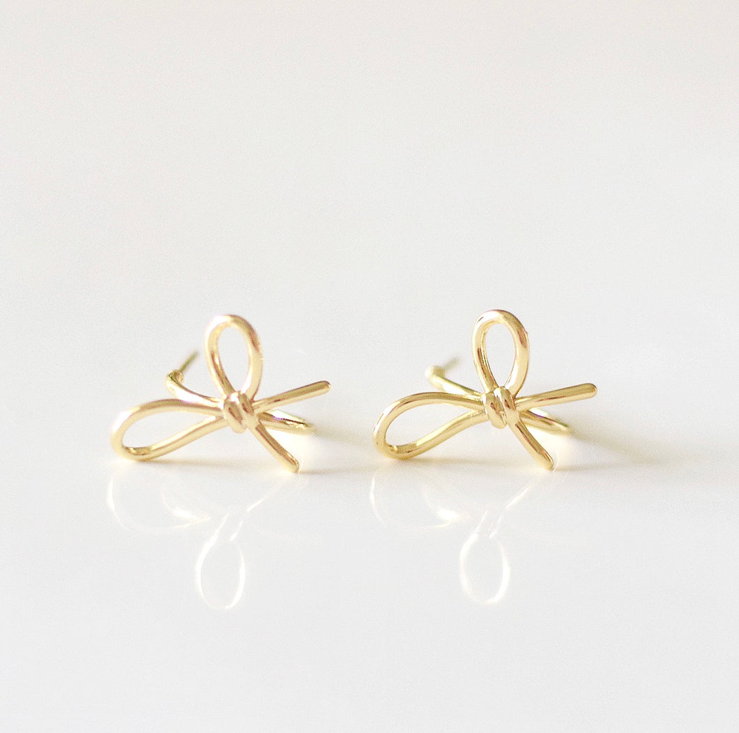 Knot Bow Studs in Gold